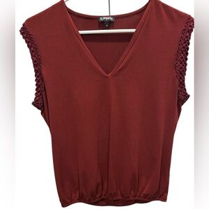 Express Women's V-Neck Top in Rich Burgundy